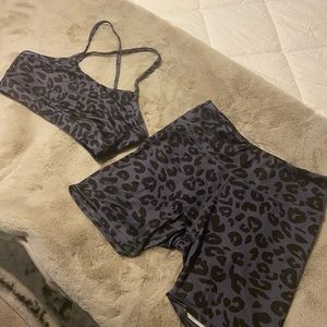 Blue leopard print matching set, Size L low impact